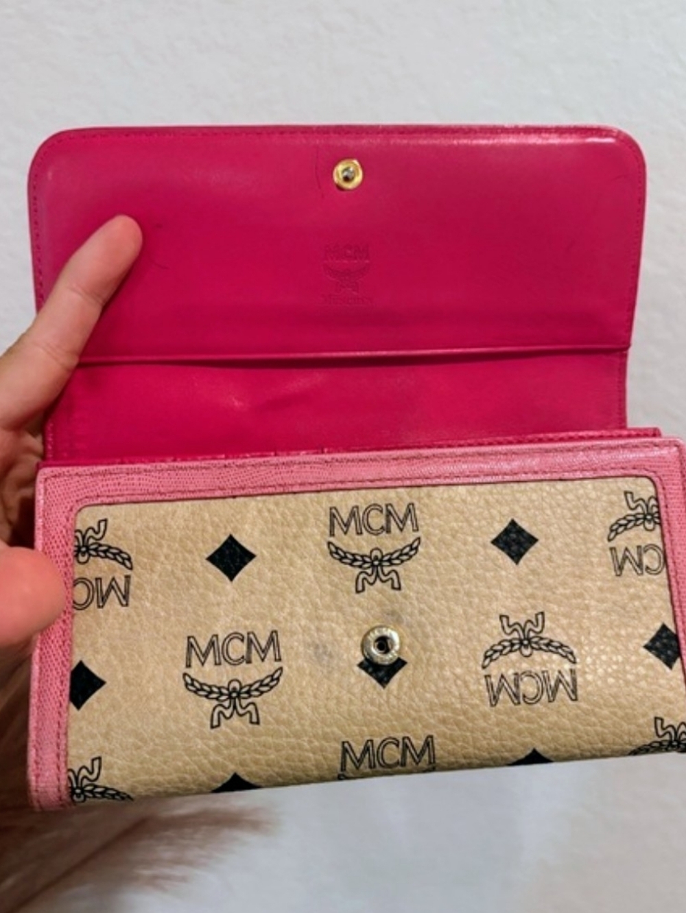MCM Wallet Pink Studded - Picture 3 of 10